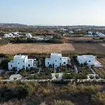Isalos Naxos * Naxos City